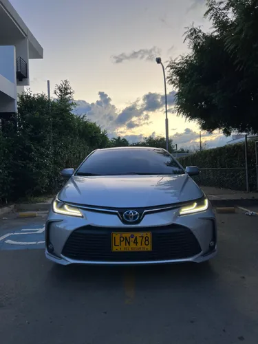Toyota corolla hibrido 2023 0km Xei